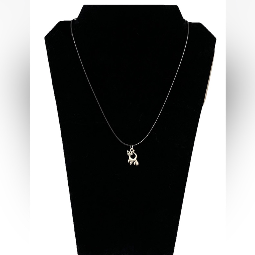 Silver Tone Cat Charm Necklace On Leather Cord Independence Protection Charm